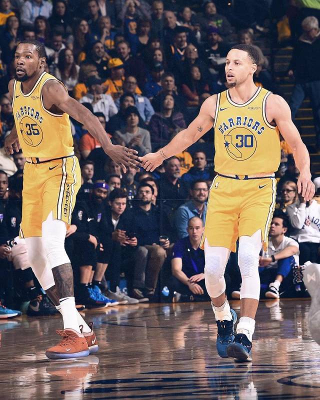 耶诺德的防 耶诺德的防